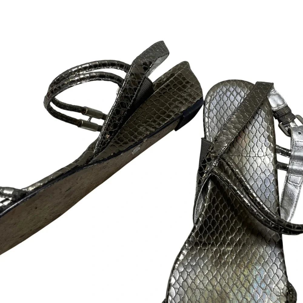 Stuart Weitzman 8 1/2 M Slingback Sandals Metallic Micro Wedge 1- 1/2 In Heel - Picture 2 of 10